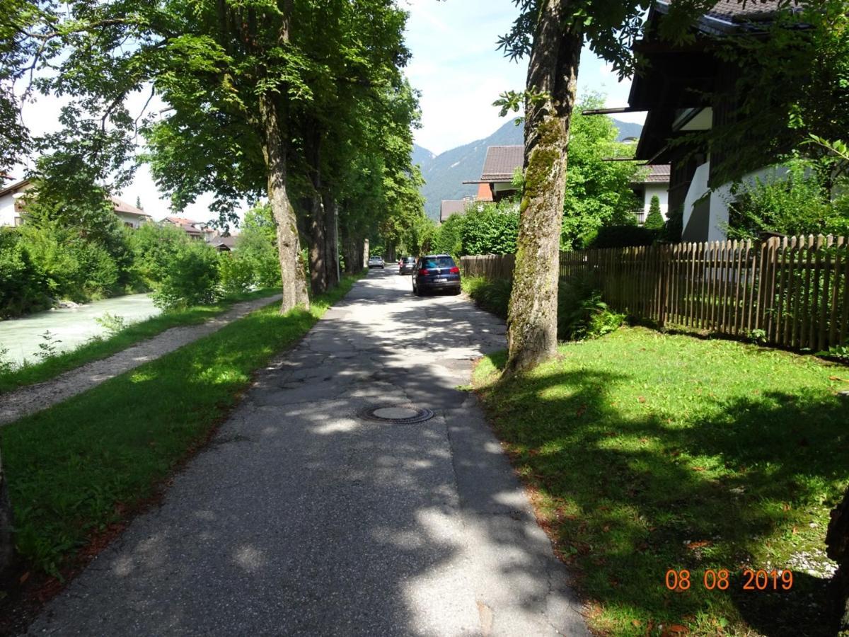 Huge And Calm Apartment In Central Garmisch Ngoại thất bức ảnh